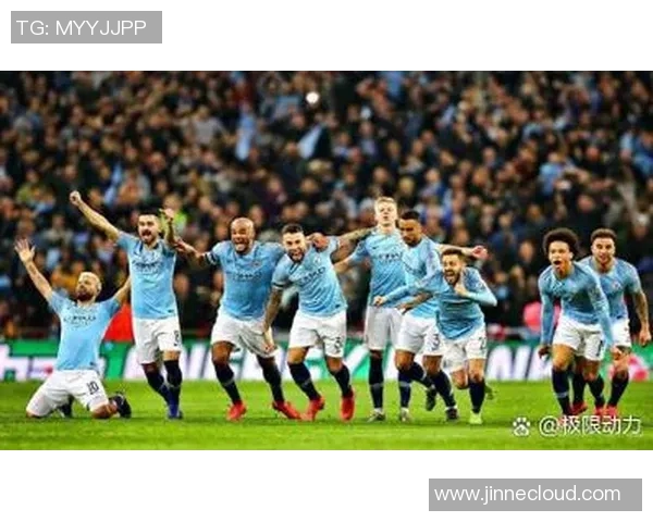 埃弗顿与曼城比赛因天气原因推迟球迷期待新赛程安排